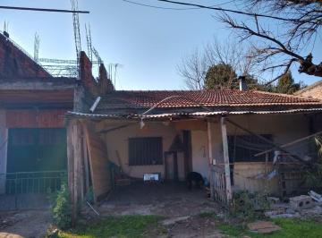 Casa de 4 ambientes, La Plata · Casa en Venta en City Bell - a Refaccionar