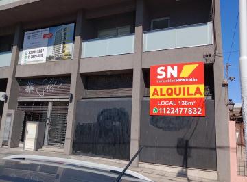 Local comercial · 136m² · Magnifico Local S/ Av Mitre con Financiación Directa!
