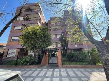 Departamento de 3 ambientes, Esteban Echeverría · Departamento 3 Ambientes en Venta - Centro de Monte Grande