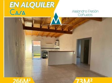 Casa · 73m² · 3 Ambientes · Alquiler Casa "Alejandro Petion"