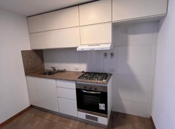 Departamento de 1 ambiente, Rosario · Monoambiente con Division y Balcon Al Frente