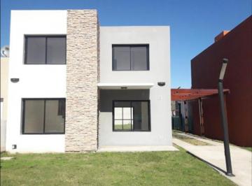 Casa de 4 ambientes, Ituzaingó · Casa Minimalista de 4 Ambientes en Barrio Cerrado Haras Facundo, Leloir - Udaondo