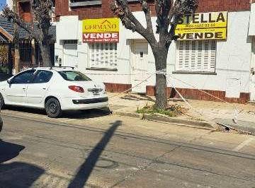 GEP-GEP-1305_2 · Casa 3 Ambientes. | Republica de Chile 2900