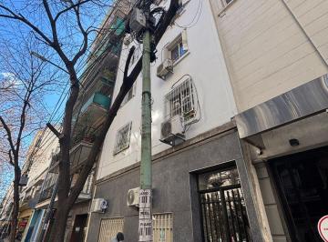 Departamento de 3 ambientes, Almagro · Amplio y Comodo Tres Ambientes Mas Escritorio en Almagro Apto Profesional!