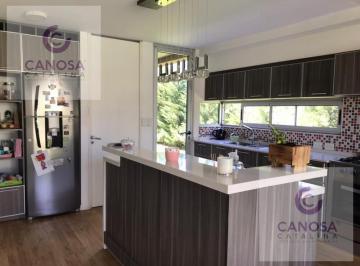 Casa · 166m² · 4 Ambientes · 2 Cocheras · Casa - Valdevez