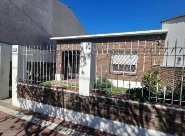 Casa · 80m² · 3 Ambientes · Casa en Venta - 3 Ambientes | Lomas de Zamora