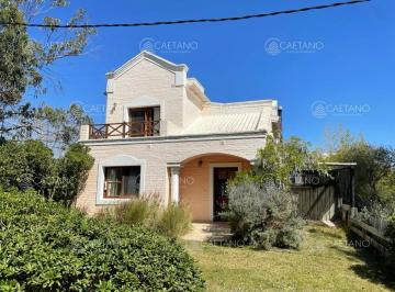 Foto1 · Casa en Alquiler de 4 Dorm.