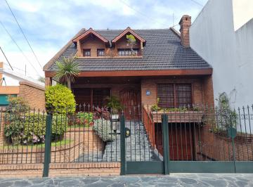 Casa de 5 ambientes, Morón · Magnífica Casa 5 Ambientes en 3 Niveles/ Villa Sarmiento
