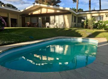 BPV-BPV-7586_2 · 6 Dorm. | Playa Mansa Ref: 7586