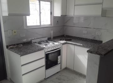 Casa de 3 ambientes, La Matanza · Casa 3 Ambientes Cochera y Patio Ramos Mejia Sur Apto Credito