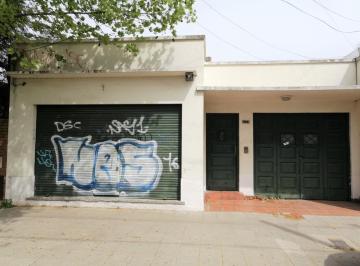 Casa · 197m² · 4 Ambientes · 1 Cochera · Solis Nº 715