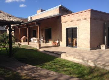 Casa de 3 ambientes, Mendiolaza · Retasado! Se Vende! Casa + Dpto. en Mendiolaza Centro!