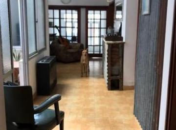 PH · 188m² · 3 Dormitorios · 1 Cochera · PH - La Plata