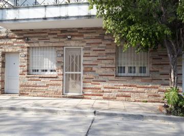 PH de 3 ambientes, Villa Devoto · Villa Devoto, P. H. Frente de Tres Ambientes con Patio