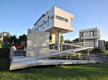 Casa de 7 ambientes, Cariló · Casa Wanka, Segunda Línea. Vista Parcial Al Mar, Diseño de Vanguardia.