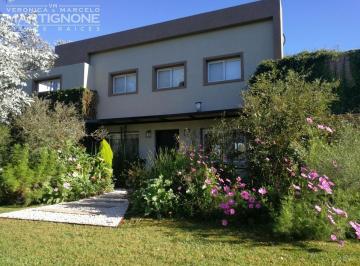 Casa · 180m² · 4 Ambientes · Casa en Venta en Club de Campo La Ranita Luján Pilar