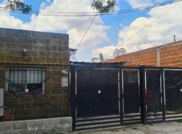 DEH-DEH-28_2 · Con Financiación! 2 Viviendas en Muy Buena Ubicación!