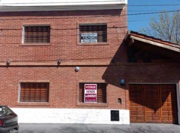 Foto · Santa Fe 2400 Casa de Categoria con Ambientes Amplios