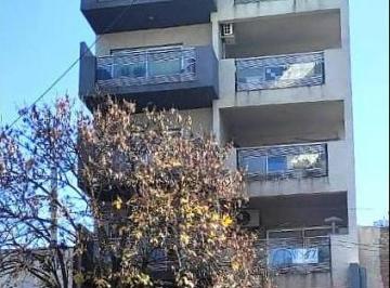 Departamento de 1 ambiente, Floresta · Oportunidad Única! Imperdible Apto Credito! 1ambiente, Balcon, Sum Sobre Av Juan B. Alberdi