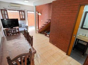 Casa de 4 ambientes, La Matanza · Nuevo Precio - Triplex - 4 Amb - con Patio y Playroom - Apto Credito Hipotecario