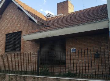 Casa de 5 ambientes, Lomas de Zamora · Casa 5 Ambientes en Venta en Lomas de Zamora
