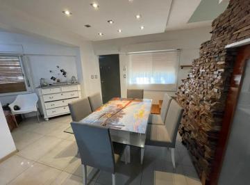 Casa · 150m² · 5 Ambientes · 1 Cochera · Venta Casa en Jorge Cura - Rosario