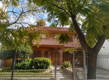 Casa de 7 ambientes, Bahía Blanca · Blandengues 25, Vende Casa de 4 Dorm..