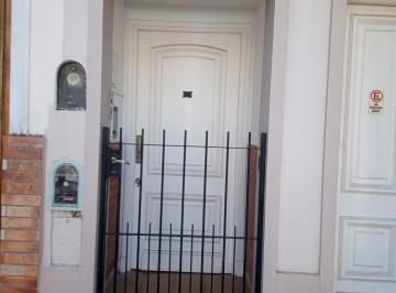PH de 1 ambiente, Belgrano · PH 1 Ambi No Vivienda! Entrad Indep Coc Patio Ideal Comercial/prof Showroom Studio Etc. No Vivienda!