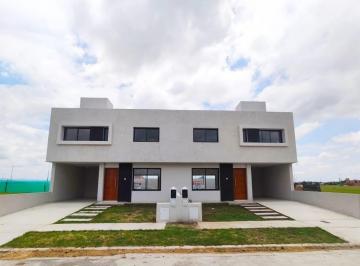 Casa de 5 ambientes, Córdoba · Alquiler Duplex San Ignacio Village - 3 Dorm. - Seguridad!