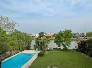 Casa de 6 ambientes, Tigre · Alquiler de Verano a La Laguna, Santa Bárbara
