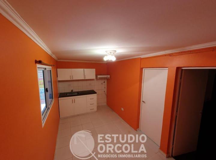 Edificio · 200m² · 15 Ambientes · 1 Cochera