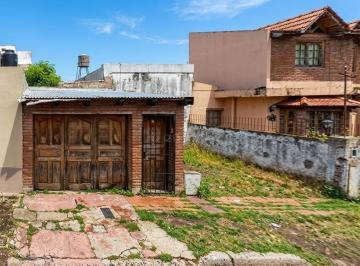 Casa · 84m² · 3 Ambientes · 1 Cochera · Florida Río - Casa a Reciclar - (Pje Martini 3480) - Us$73.000