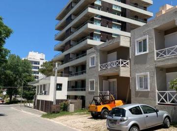 Departamento · 55m² · 3 Ambientes · 1 Cochera · Departamento - Centro Playa