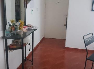 Departamento de 3 ambientes, Lomas de Zamora · 3 Ambientes en Excelente Ubicacion
