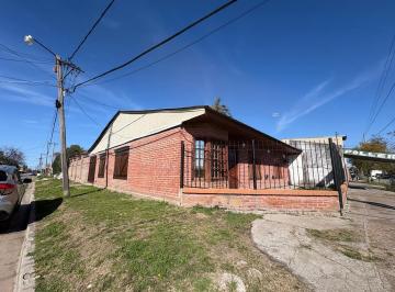 Casa · 150m² · 5 Ambientes · 2 Cocheras · Casa en Venta Zarate