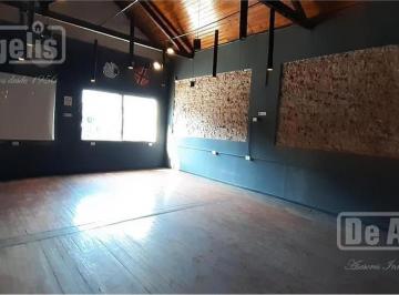 Local comercial · 140m² · Local - Moron Norte