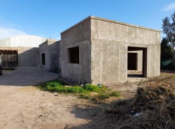 Casa de 4 ambientes, Guaymallén · Casa en Obra Gruesa en Guaymallen, Calle Rodriguez