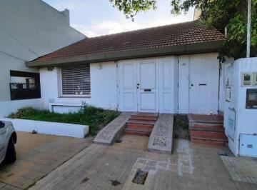 Casa · 407m² · 2 Ambientes · Casa - 1 Dormitorio Lomas de Zamora Oeste