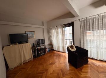 Departamento · 53m² · 3 Ambientes · Luminoso Departanemenro C/ Gran Balcon en Retiro!