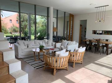 Casa de 5 ambientes, Pilar · Venta Saint Matthews Village, con Renta