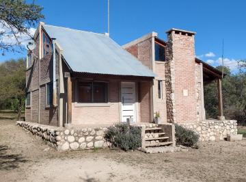 Casa de 3 ambientes, La Población · Oportunidad - Casa a La Venta en La Población!