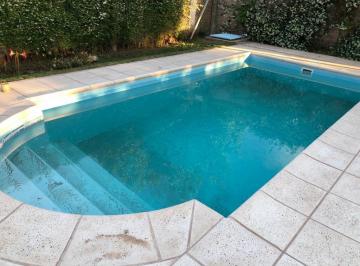 Casa de 10 ambientes, Guaymallén · Casa con 505 m² y 4 Dorm. en Venta en San Francisco del Monte
