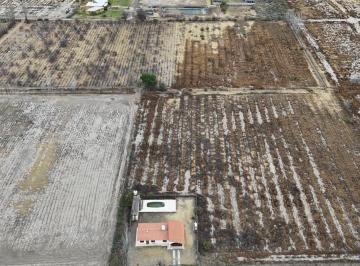 Terreno · 131ha · 2 Dormitorios · 1 Cochera · Importante Terreno Agroturistico - Ideal: Viñedos, chacra, Emp. Inmobiliario