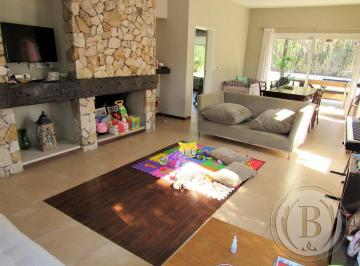 Casa de 4 ambientes, Tigre · Bustamante Prop Santa Catalina 11710 Casa Venta Villanueva Tigre