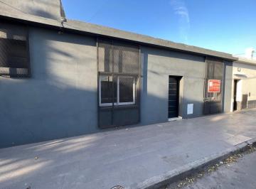 Casa · 100m² · 3 Ambientes · 1 Cochera · Casa en Venta a m de Av Vélez Sarsfield