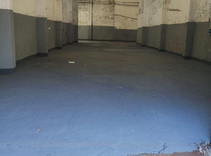 Depósito · 705m²