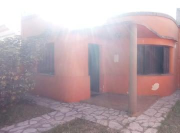 Casa de 5 ambientes, Ituzaingó · Casa Americana en El Centro de Ituzaingó Sur