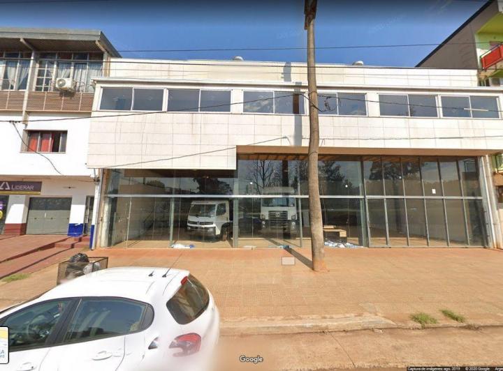 Local comercial · 1300m²