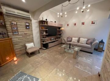 Casa · 248m² · 4 Ambientes · 3 Cocheras · Hermosa Casa a La Venta Ramos Mejia Norte Oportunidad