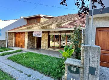 Casa de 6 ambientes, Mar del Plata · Venta Chalet Chauvin 430 m Casa Quincho Depto Jardin